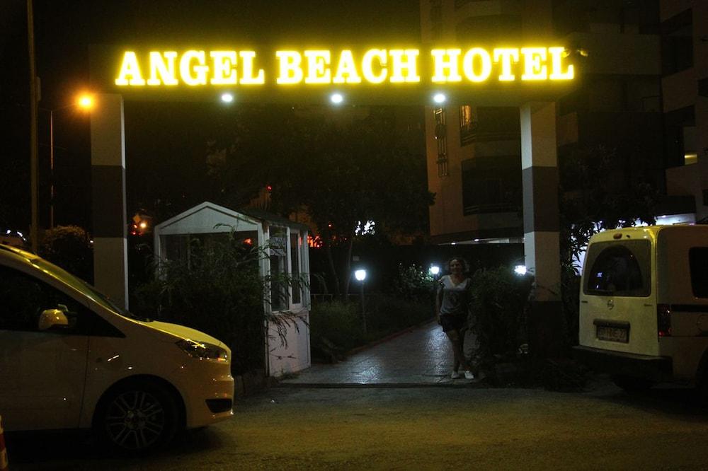 Merlin Beach Park Hotel Tosmur 外观 照片