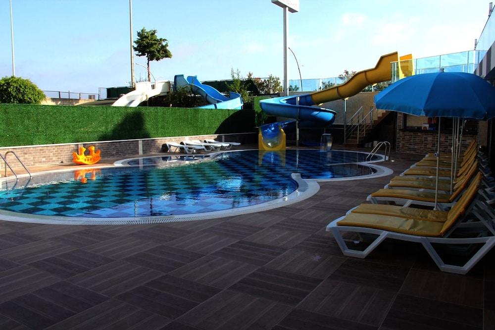 Merlin Beach Park Hotel Tosmur 外观 照片