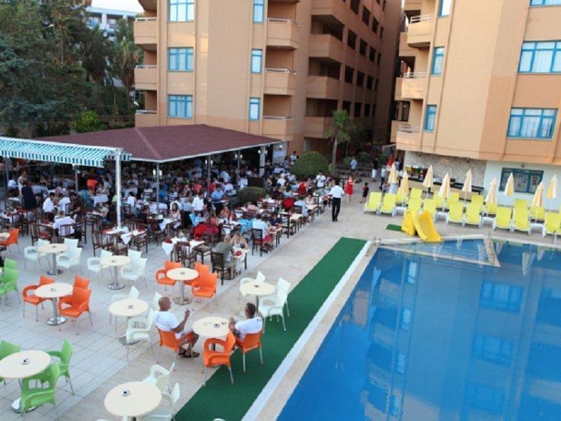 Merlin Beach Park Hotel Tosmur 外观 照片